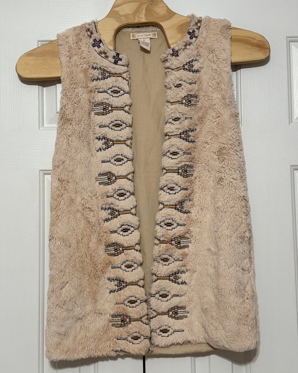 Flying Tomato Faux Fur Boho Southwestern Flyaway Vest, Size M